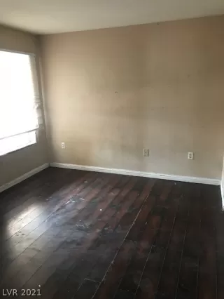 Photo #3: 2286596 Listing 