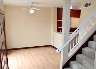 Photo #6: 2286647 Listing