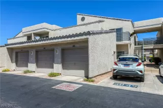 Photo #1: 2286708 Listing 