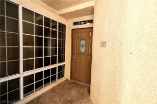 Photo #5: 2286716 Listing