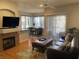 Photo #1: 2286725 Listing 