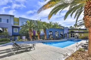 Photo #1: 2286733 Listing