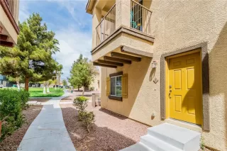 Photo #1: 2286778 Listing 