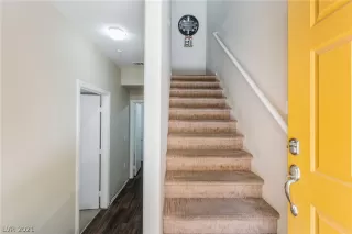 Photo #2: 2286778 Listing 