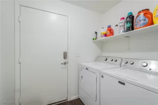 Photo #6: 2286778 Listing 