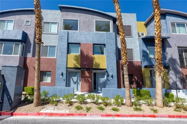 MLS: 2286854 Condo For Sale