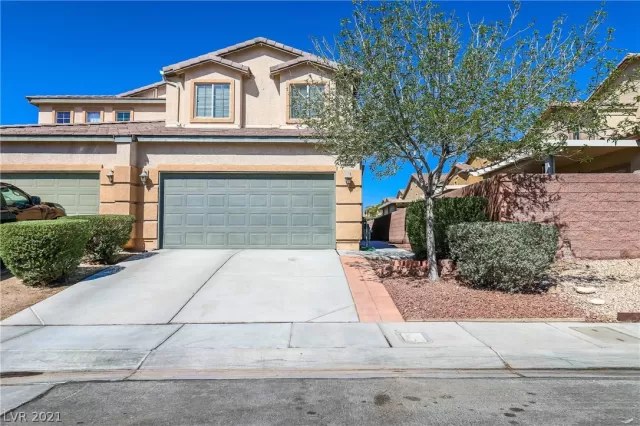 MLS: 2286861 Condo For Sale