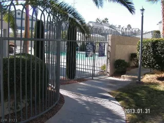 Photo #1: 2286916 Listing 