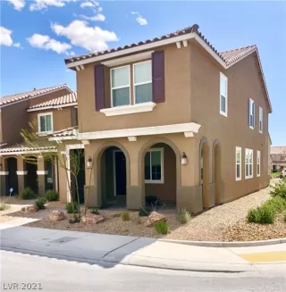 Photo #2: 2286981 Listing