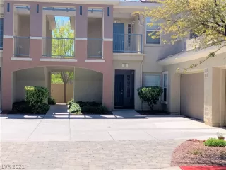 Photo #4: 2286994 Listing