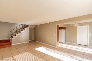 Photo #3: 2287088 Listing