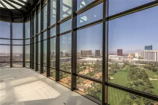 Photo #5: 2287111 Listing