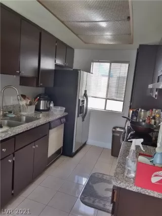 Photo #2: 2287121 Listing