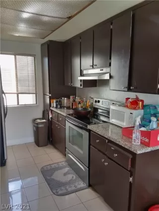 Photo #3: 2287121 Listing