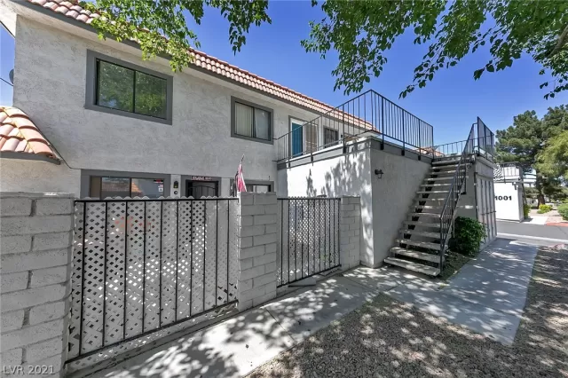 MLS: 2287138 Condo For Sale