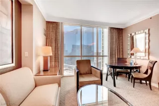 Photo #2: 2287147 Listing