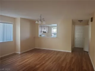 Photo #4: 2287150 Listing 