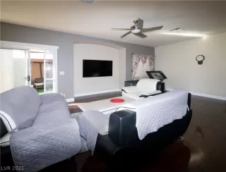 Photo #1: 2287164 Listing