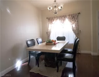 Photo #3: 2287164 Listing