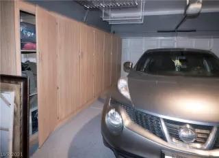 Photo #5: 2287164 Listing