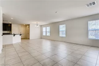 Photo #1: 2287172 Listing 