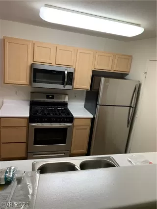 Photo #3: 2287226 Listing 