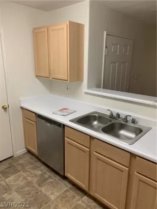 Photo #4: 2287226 Listing 