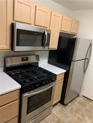 Photo #5: 2287226 Listing 