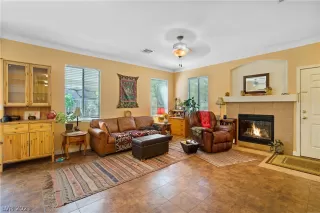 Photo #4: 2287241 Listing 