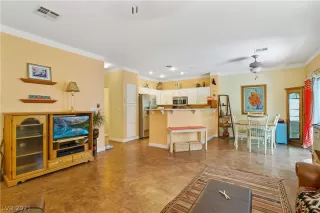 Photo #5: 2287241 Listing 