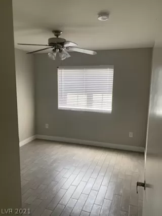 Photo #2: 2287276 Listing