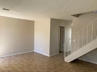 Photo #1: 2287280 Listing 