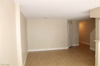 Photo #3: 2287282 Listing 