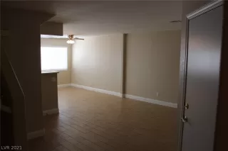 Photo #4: 2287282 Listing 