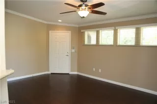 Photo #3: 2287287 Listing