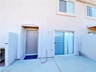 Photo #2: 2287339 Listing 