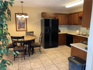 Photo #2: 2287365 Listing 