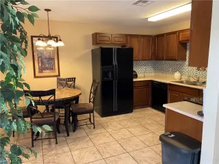 Photo #5: 2287365 Listing 