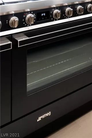 Photo #3: 2287378 Listing