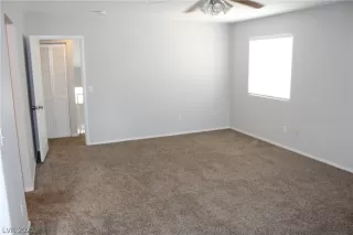 Photo #3: 2287385 Listing