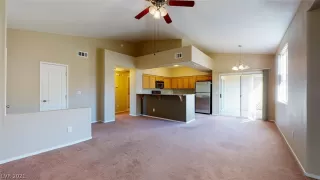 Photo #6: 2287402 Listing