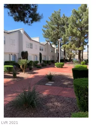 Photo #1: 2287434 Listing