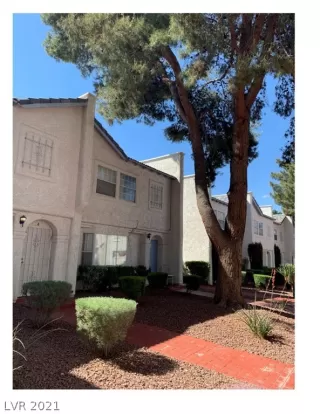 Photo #2: 2287434 Listing