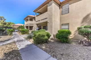 Photo #1: 2287461 Listing