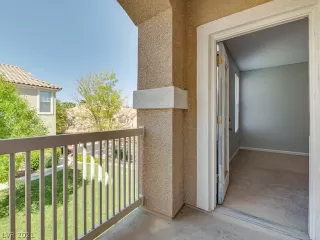 Photo #3: 2287475 Listing