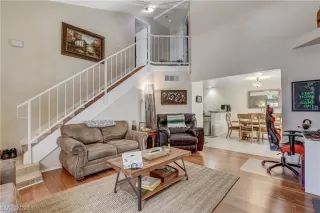 Photo #4: 2287476 Listing 