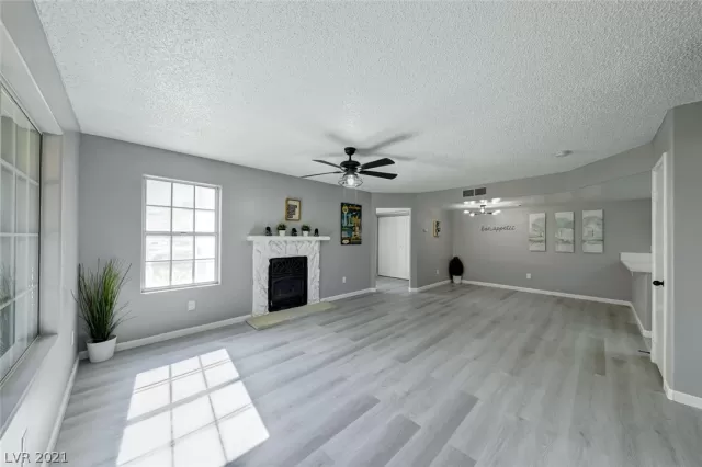 MLS: 2287485 Condo For Sale