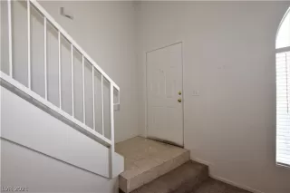 Photo #2: 2287487 Listing 