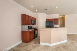 Photo #5: 2287493 Listing 
