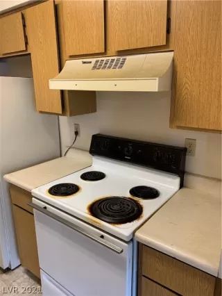 Photo #2: 2287564 Listing 